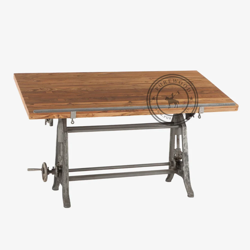 Tern Dining Table in simple elegance