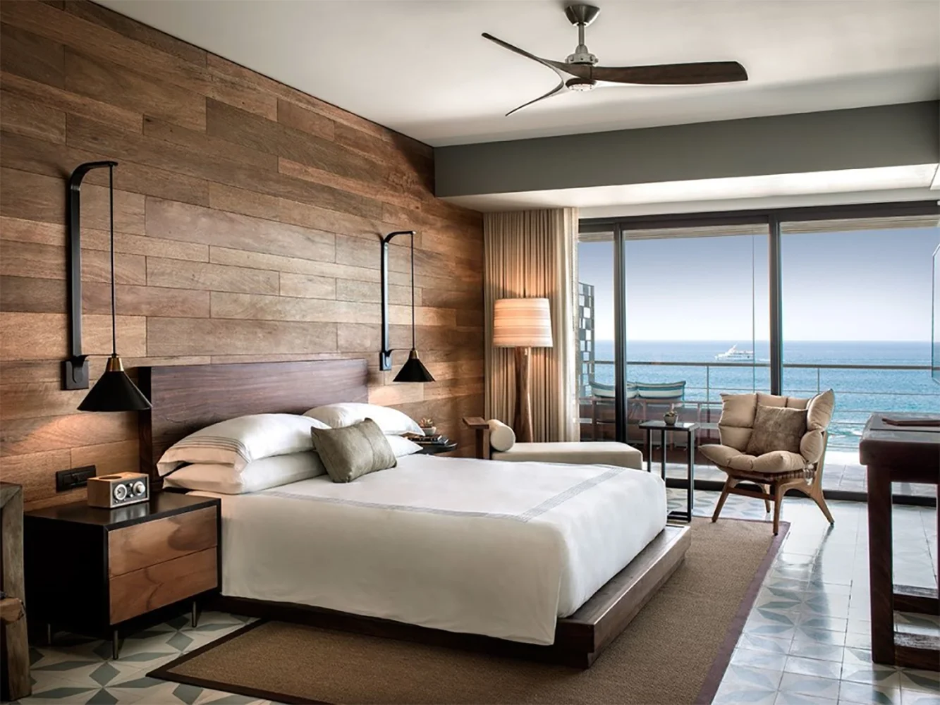 Hotel-Room-Packages_