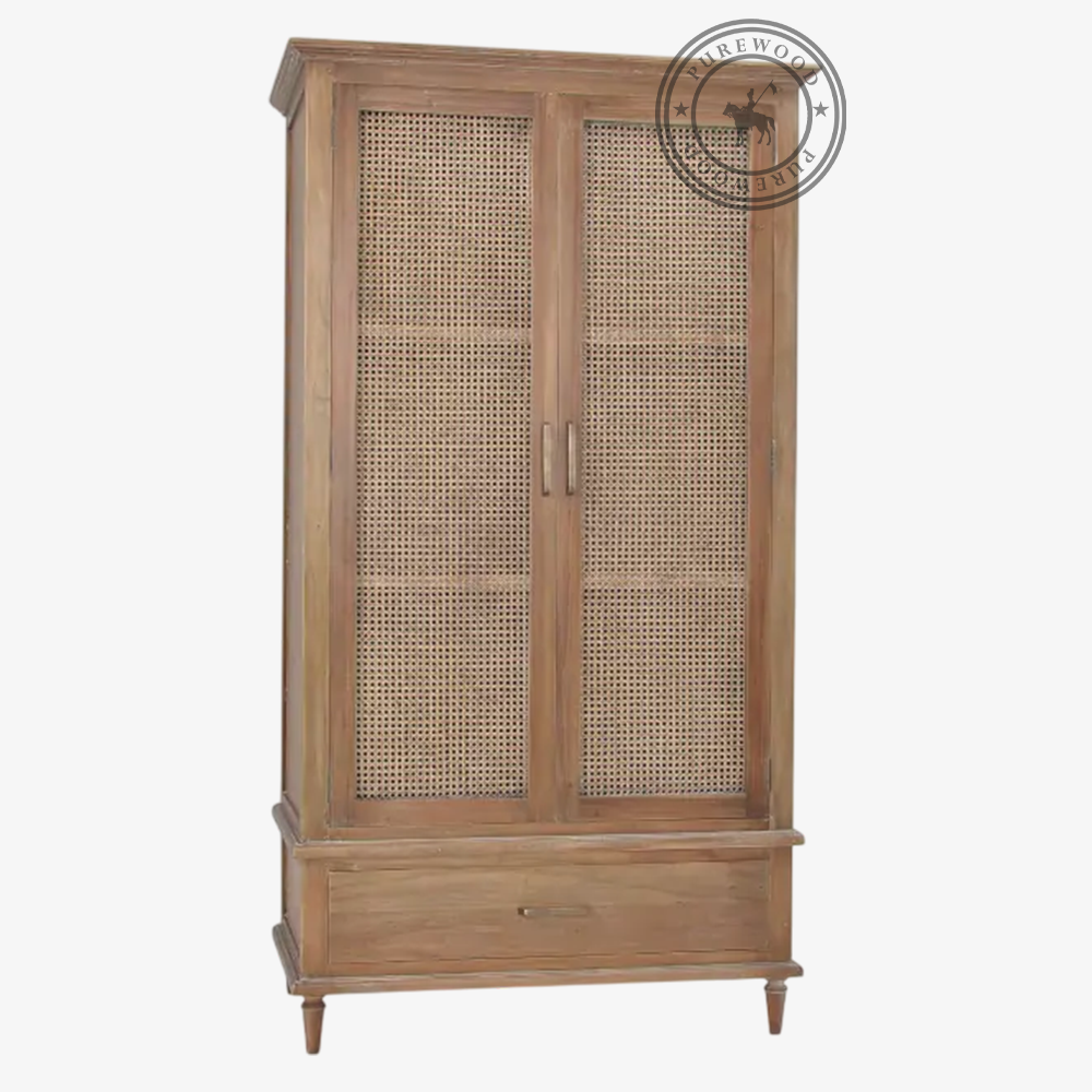 Daisy Pearl wardrobe